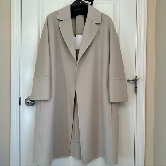 SOLD NWT ‘S Max Mara ‘Arona’ Double Faced Short Wool Coat with Belt Fall/Winter - Picture 9 of 17